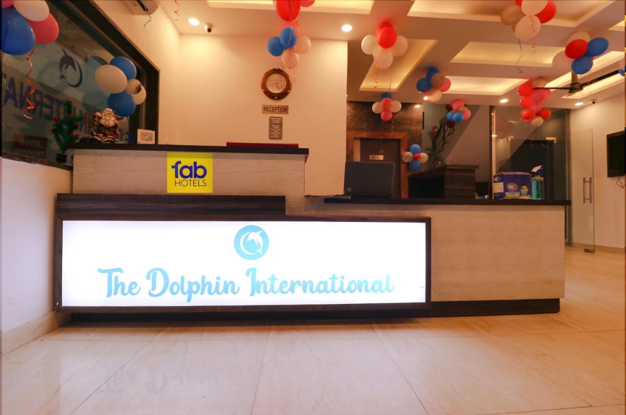 Fabexpress Dolphin International Near Delhi Airport Hotel New Delhi Bagian luar foto